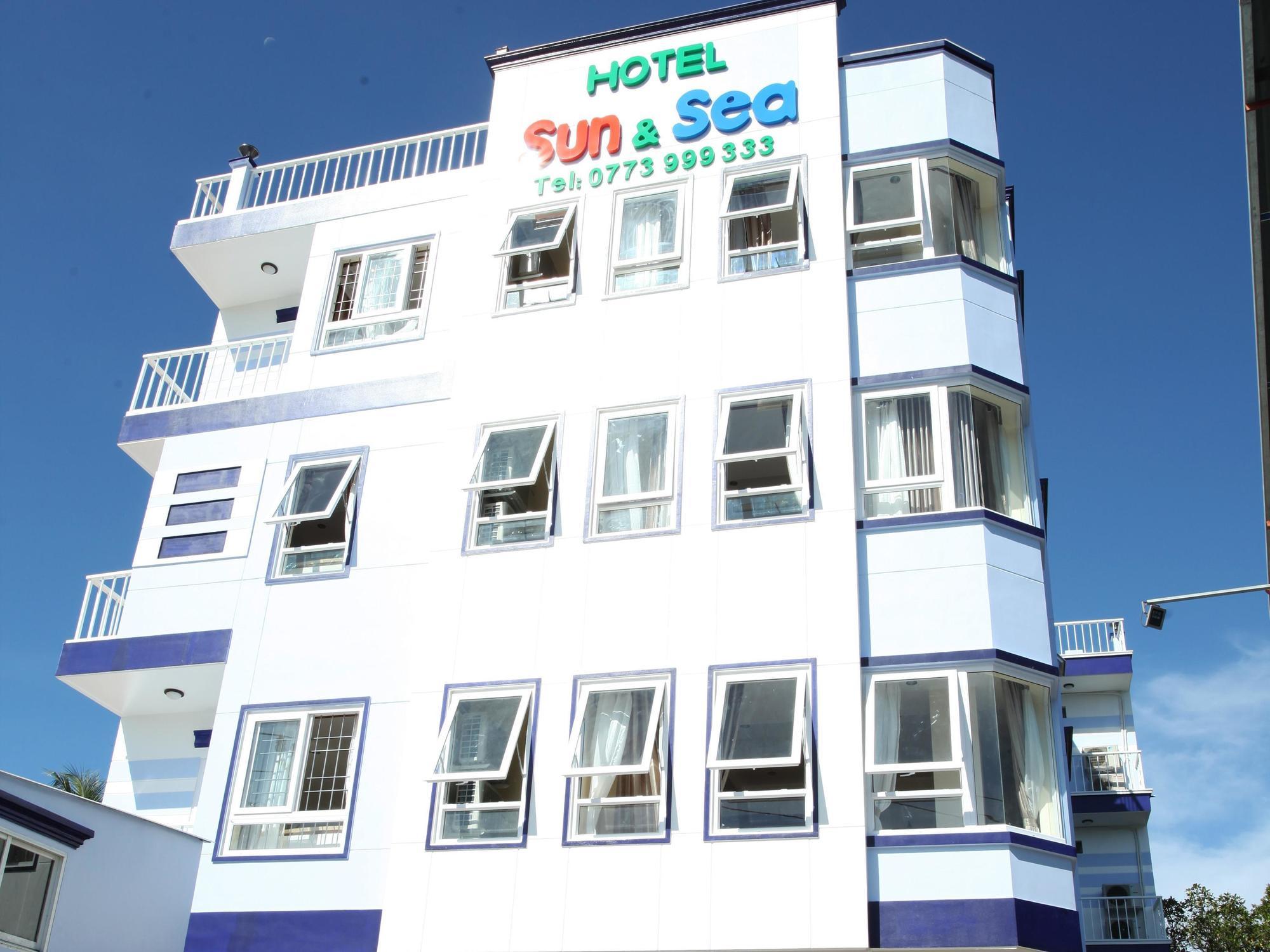 Sun & Sea Hotel Дуонг-Донг Экстерьер фото