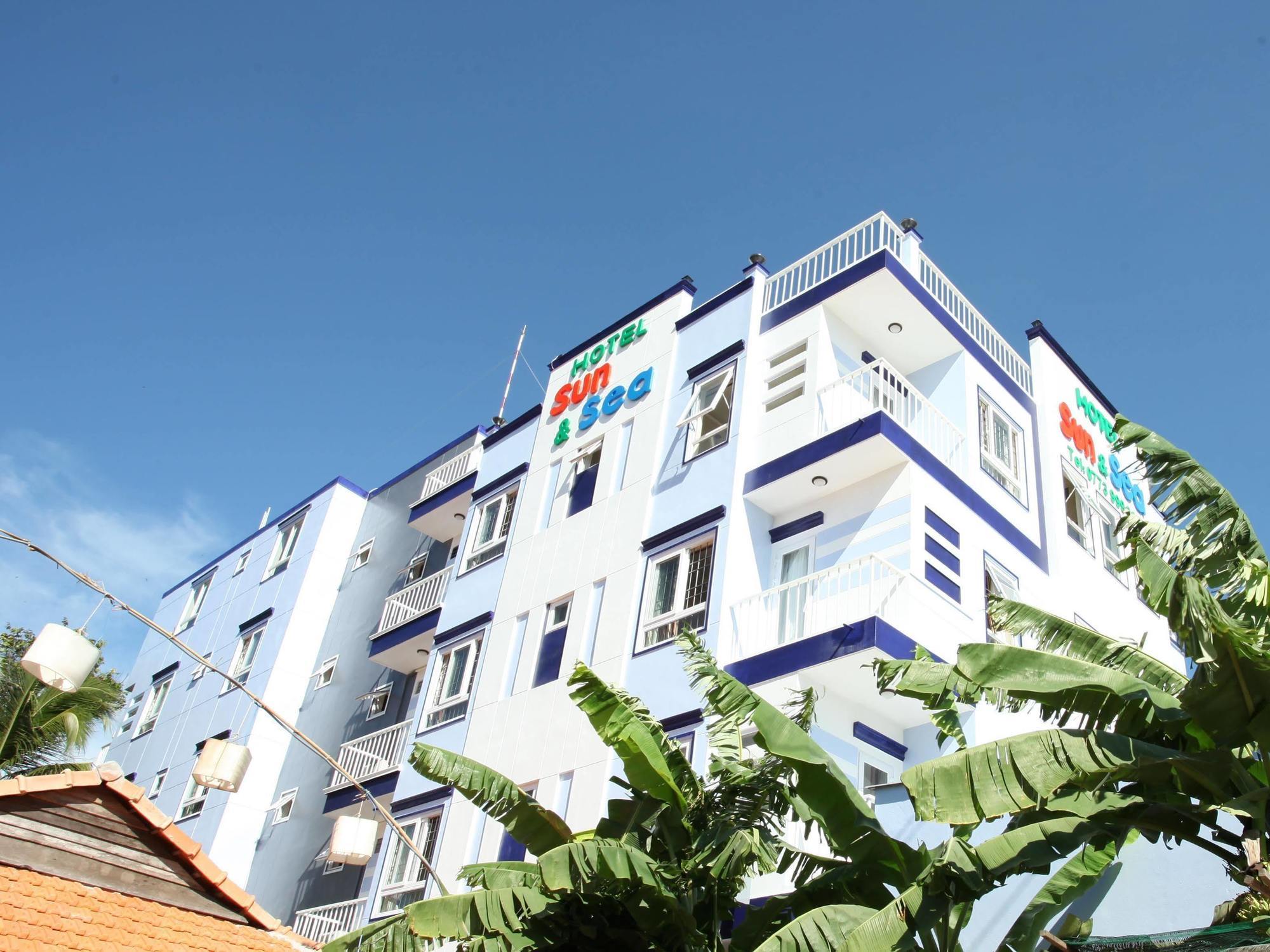 Sun & Sea Hotel Дуонг-Донг Экстерьер фото