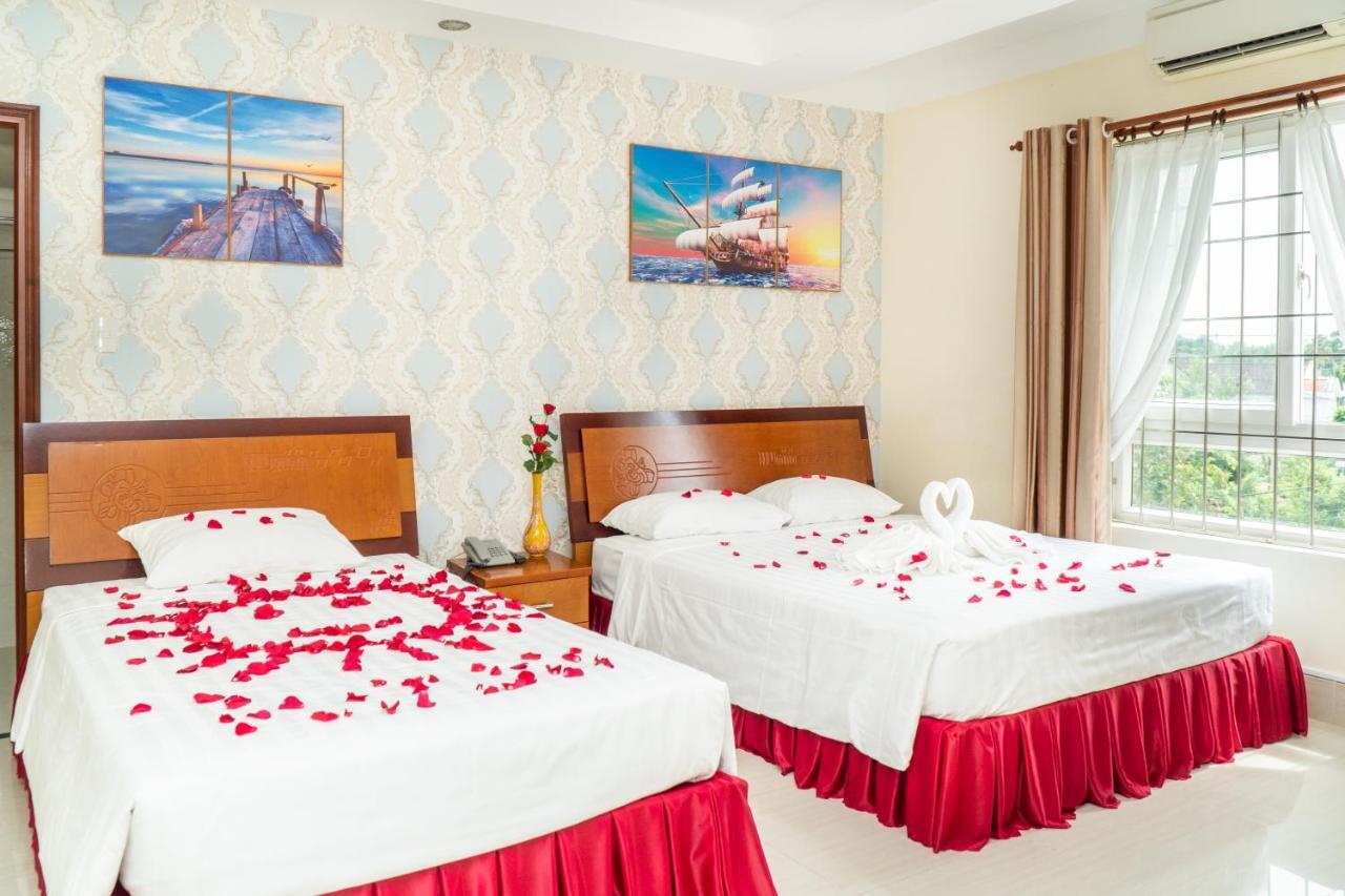 Sun & Sea Hotel Дуонг-Донг Экстерьер фото