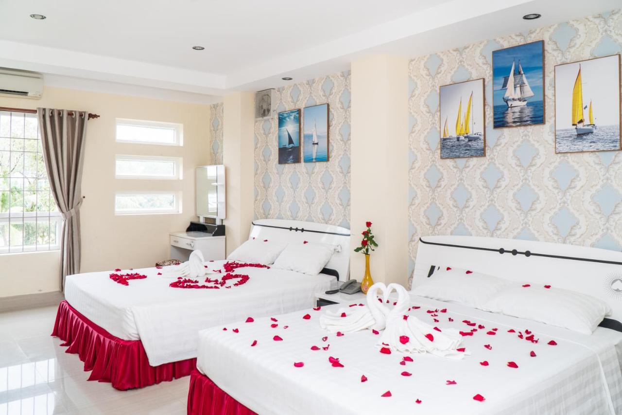 Sun & Sea Hotel Дуонг-Донг Экстерьер фото